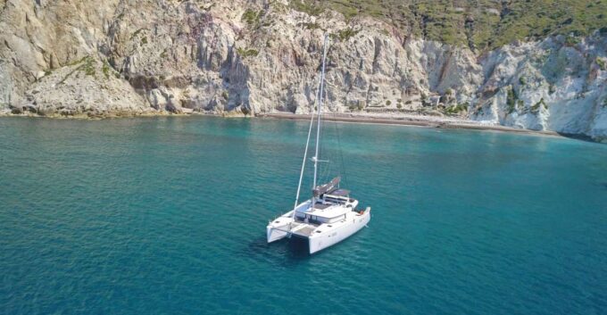 Santorini: Caldera Catamaran Cruise With Meal & Drinks - Key Highlights: Volcanic Activities