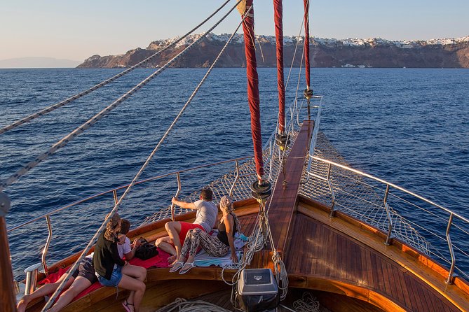 Santorini Caldera Sunset Sailing Cruise With Dinner and Wine - Important Additional Information