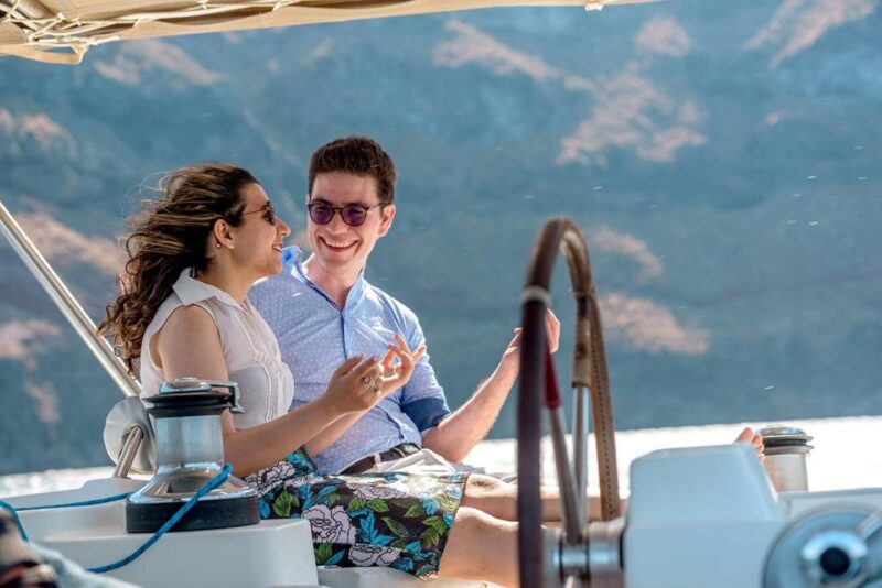 Santorini: Catamaran Cruise With BBQ and Drinks - BBQ and Drinks