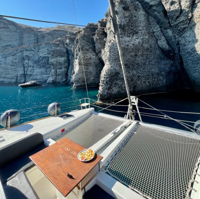 Santorini Catamaran Cruise With Swimming, Meal and Open Bar - Why Choose This Cruise