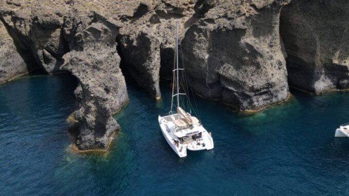 Santorini Catamaran Day Cruise: Lunch, Drinks and Transfers - Hot Springs Swim