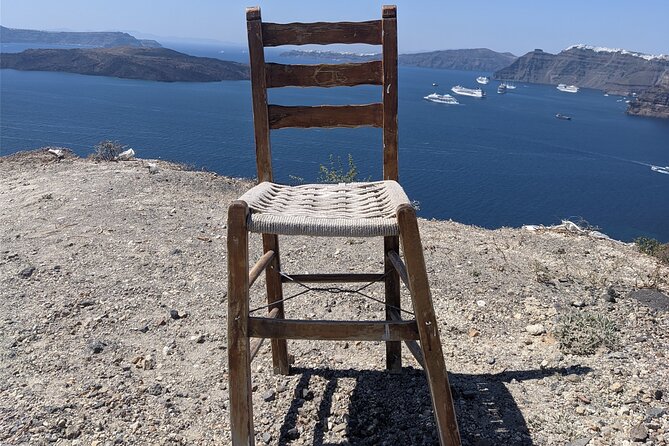 Santorini Classic Highlights and Sightseeing Private Tour - Knowledgeable Local Guides
