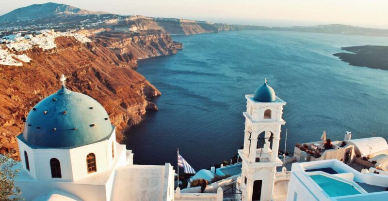 Santorini Classic Highlights and Sightseeing Tour - Oia: Sunsets and Charm