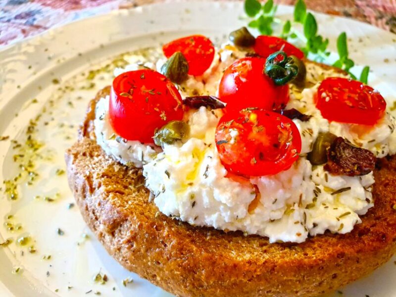 Santorini: Cooking Class With a Professional Incl. Full Meal - Sample Menu for the Meal