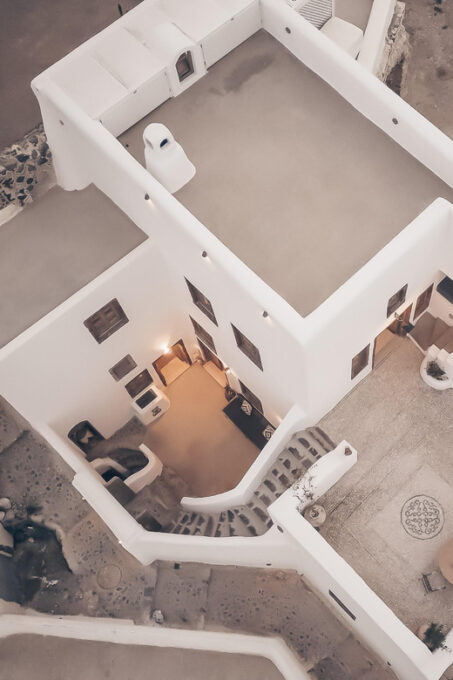Santorini: Create & Exhibit Your Art at Santa Croce Villa - Guided Tours and Experiences