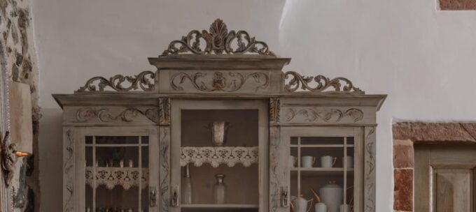 Santorini: Create & Exhibit Your Art at Santa Croce Villa - Joining Santorinis Cultural Kaleidoscope