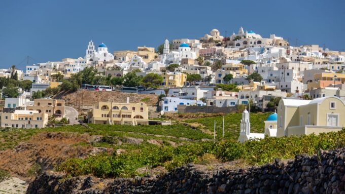 Santorini: Culture Tour With Wine Tasting - Oia Village