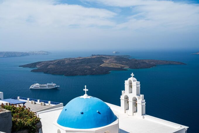 Santorini: Discover the Beauty of Fira by Foot. - Accessibility and Limitations