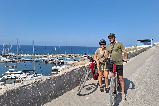 Santorini: E-Bike Tour Experience - Participant Requirements and Restrictions