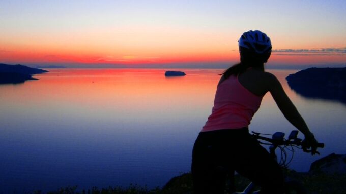 Santorini: Electric Mountain Bike Adventure - Language Support