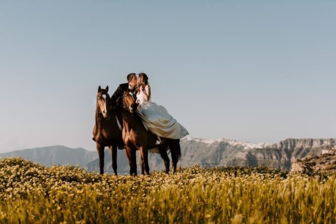 Santorini: Exclusive Private Horse Riding With Picnic - Enjoy the Picnic Treats