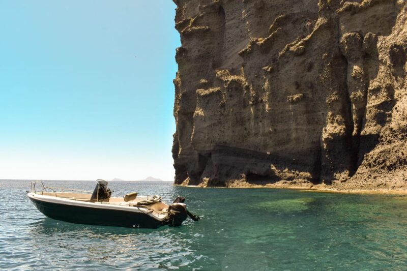 Santorini: Full-Day Licence-Free Boat Rental With 30/50hp - Meeting Point