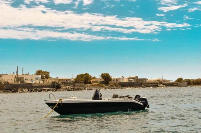 Santorini: Full-Day Licence-Free Motorboat Rental - Frequently Asked Questions