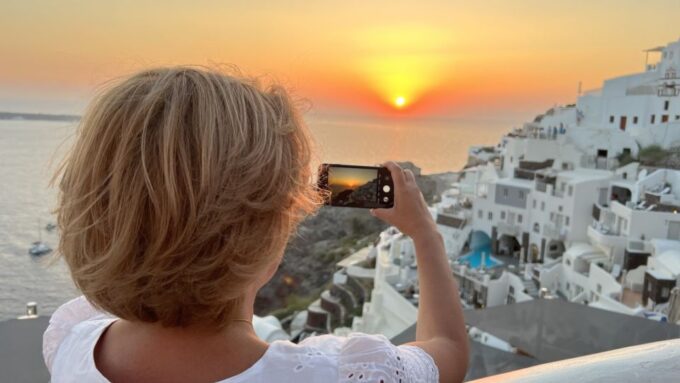 Santorini: Full-Day Private Tour With a Luxury Minibus - Akrotiri: Self-Guided Tour