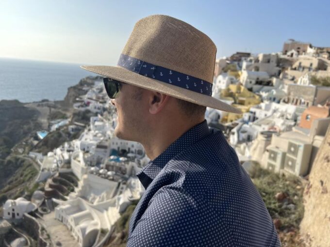 Santorini: Full-Day Private Tour With a Luxury Minibus - Perivolos: Cocktails, Lunch, and Swimming