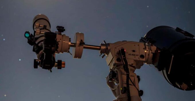 Santorini: Full Moon Telescope Viewing With Wine Tasting - Tour Guide and Transportation