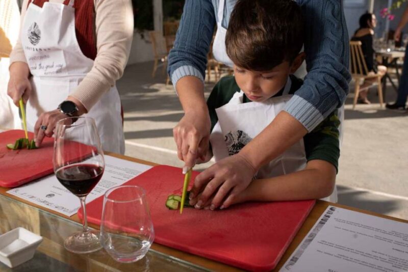 Santorini: Greek Food Cooking Class With Wine Tasting - Key Points
