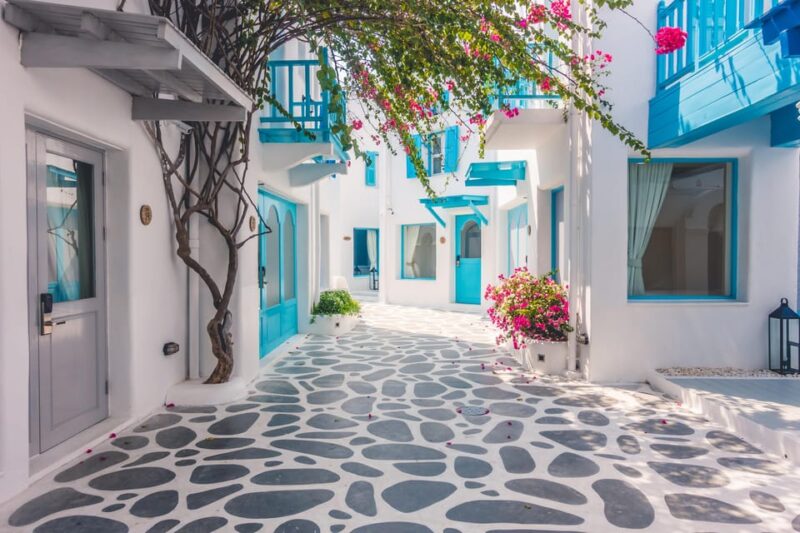 Santorini: Guided Shore Excursion With Boat Transfer - Itinerary and Highlights