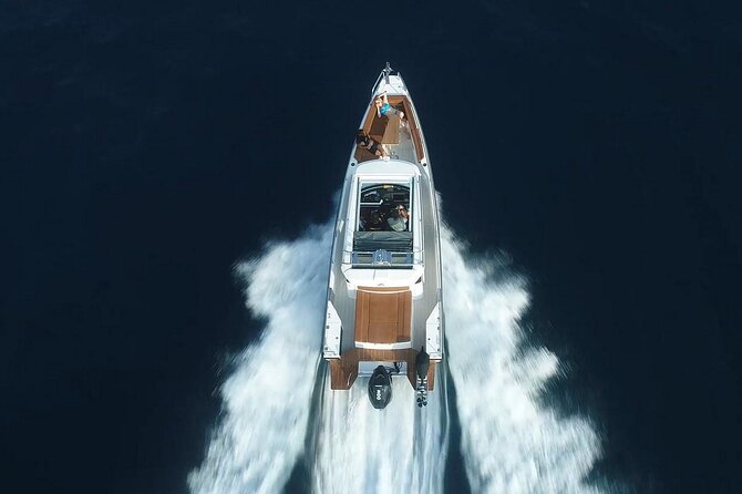 Santorini Half Day Motorcruiser Private Cruise Incl. Meal,Drinks &Free Transport - Convenient Round-Trip Transfers