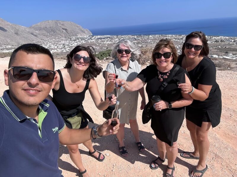 Santorini : Highlights Private Tour With Wine Tasting - Personalized Experience