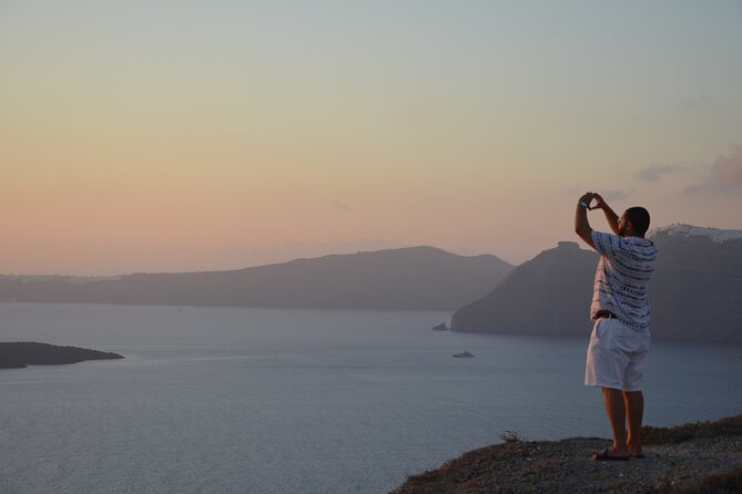 Santorini Highlights Small-Group Tour With Wine Tasting From Fira - Cancellation Policy