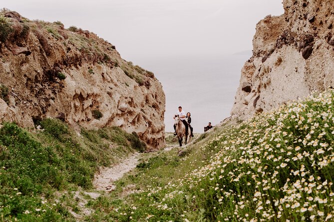 Santorini: Horse Riding on the Caldera Cliff - Scenic Highlights During the Ride