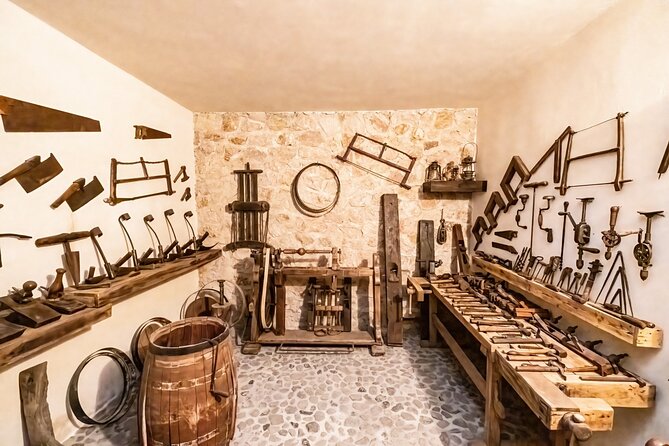 Santorini Instagram Tour - Pickup Information