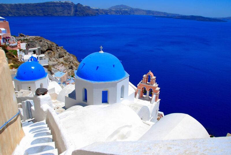 Santorini Island: Guided Tour From Heraklion Crete - Itinerary Breakdown