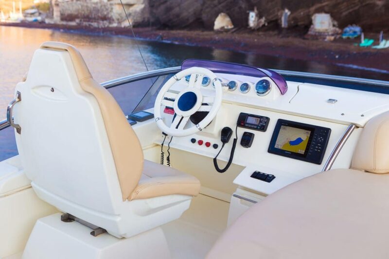Santorini: Island Highlights Cruise on a Luxurious Yacht - Itinerary Highlights