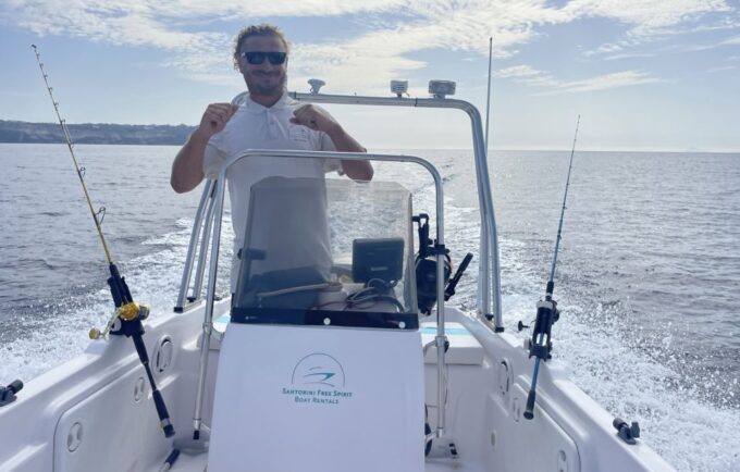 Santorini: License-Free Boat Rental With Snorkeling Gear - Discover Santorinis Sea Crate