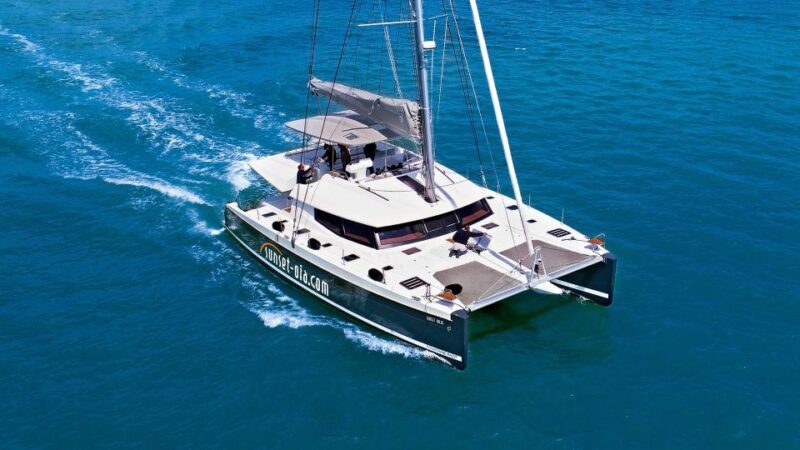 Santorini: Luxurious Catamaran Cruise With Meal & Open Bar - Booking and Cancellation Policy
