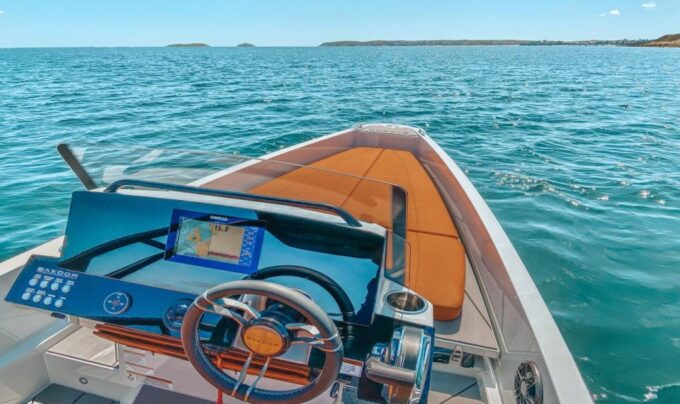 Santorini: Luxury Boat Rental With License - Discover Hidden Gems