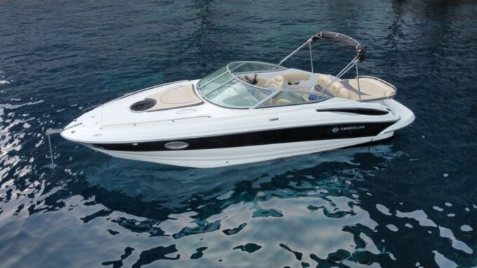 Santorini: Luxury Private Speedboat With Food and Drinks - Frequently Asked Questions