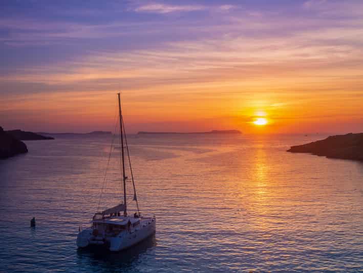 Santorini: Luxury Sunset Cruise With Dinner, Bbq, and Drinks - Itinerary Highlights and Activities