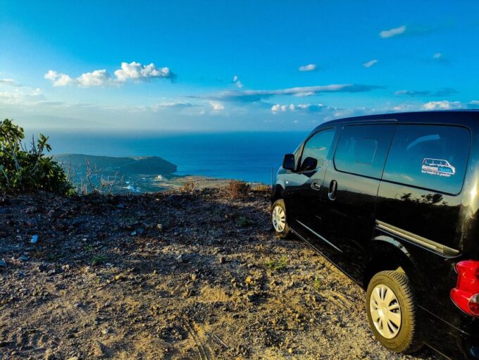 Santorini : Luxury Transportation From/To Airport - Frequently Asked Questions