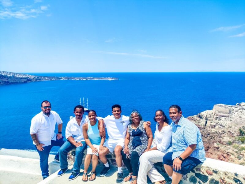 Santorini : Luxury Transportation From/To Oia - Pricing and Duration