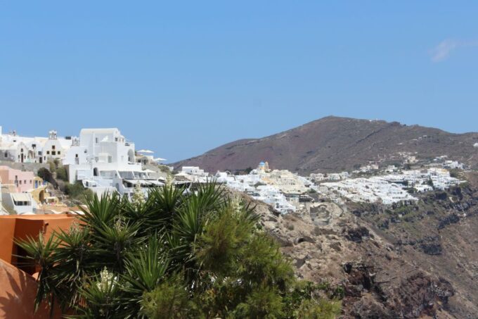 Santorini: Mesa Gonia, Pyrgos and Oia Tour - Important Information
