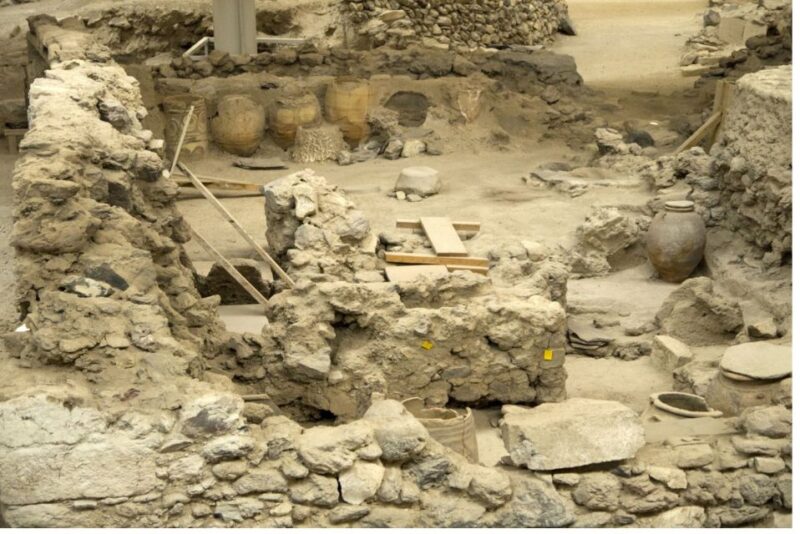 Santorini: Museum of Akrotiri, Lost Atlantis, & Wine Tasting - Discovering Santorinis Wine Heritage