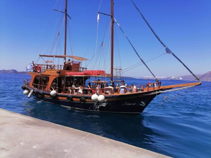 Santorini: Mythical Day Trip to Akrotiri With Volcano Cruise - Entrance Fees and Boat Cruise