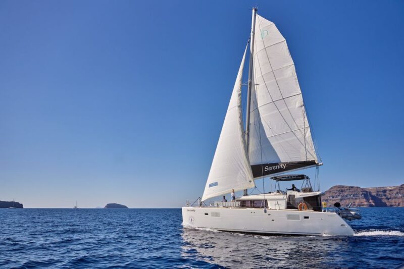 Santorini Oia: Caldera Catamaran Cruise With Meal & Drinks - Included Amenities