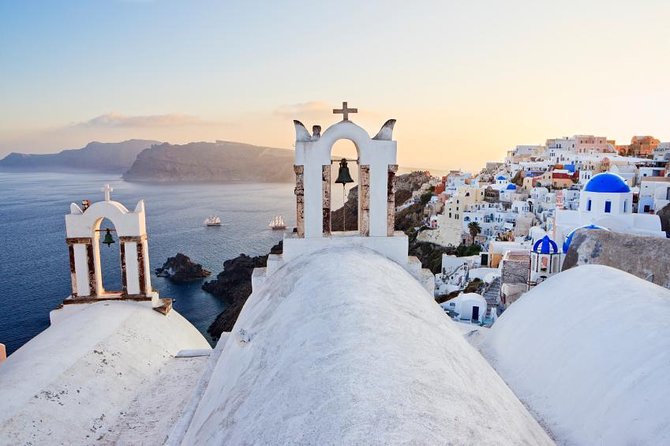 Santorini Oia: Caldera Luxury Day Cruise With BBQ & Drinks - Key Points