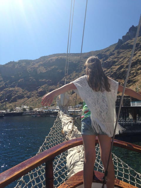 Santorini Old Port: 3 Hour Cruise to Volcano and Hot Springs - Pricing and Availability