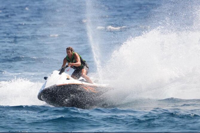 Santorini: Perivolos Beach Jet Ski Rental - Included Amenities