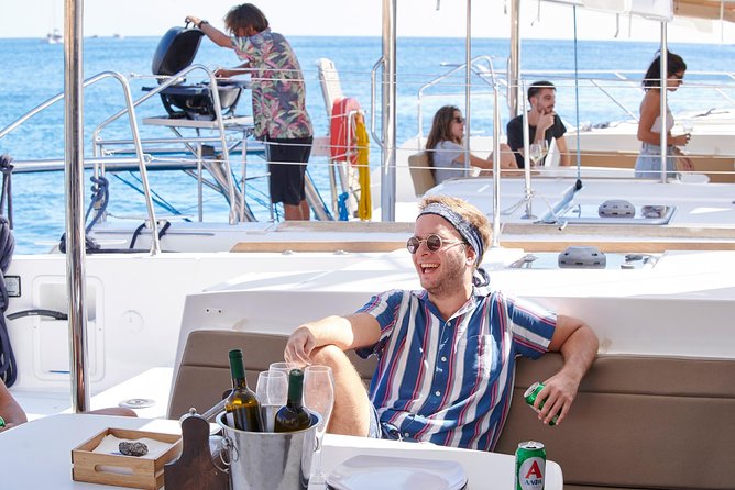 Santorini Platinum Catamaran Cruise With Meal, BBQ and Open Bar - Accessibility and Participant Requirements