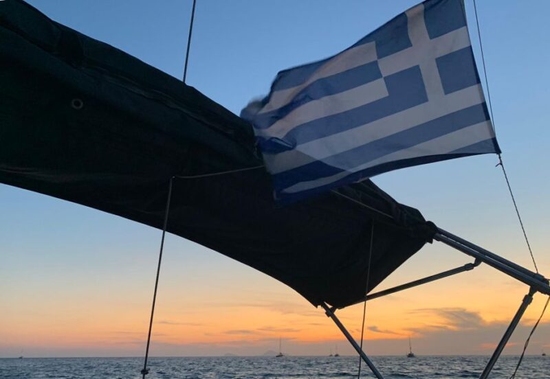 Santorini: Private 5-Hour Sunset Sailing Tour With Dinner - Sailing Through the Caldera