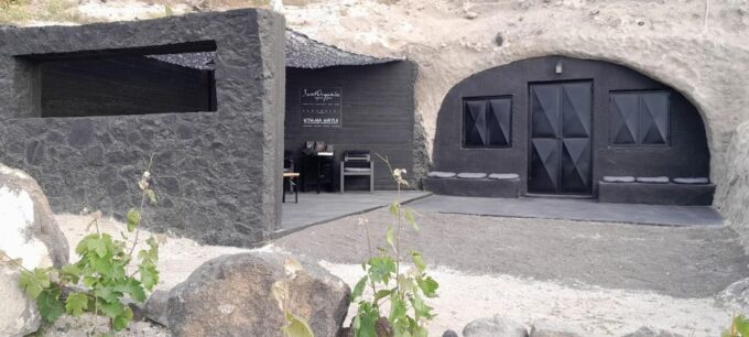 Santorini: Private Agri-Educational Visit to an Organic Farm - Tasting Experiences