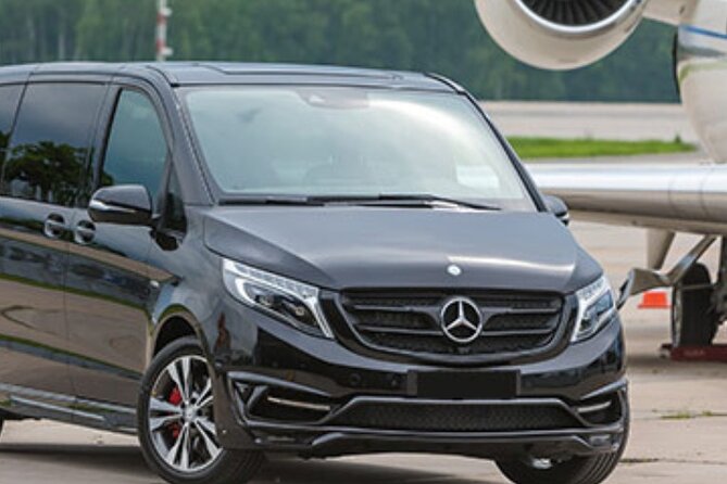 Santorini: Private Airport Pick-up to Hotels and Port - Personalized Guidance