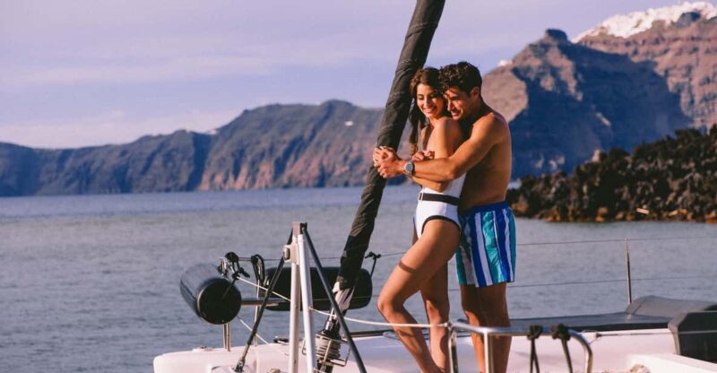 Santorini: Private Catamaran Tour With BBQ Meal and Drinks - Itinerary Highlights