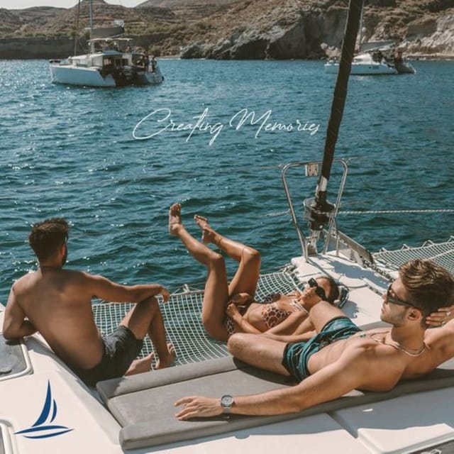 Santorini: Private Day Cruise With Full Greek Lunch - Key Points