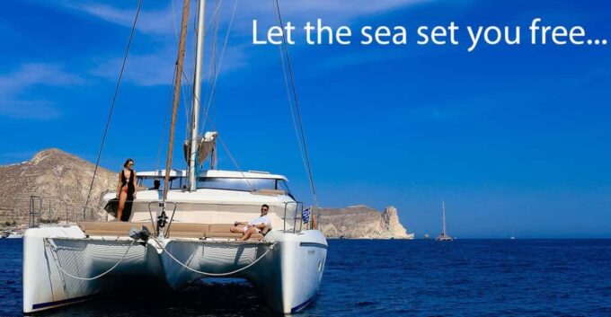 Santorini: Private Day Cruise With Full Greek Lunch - Language and Inclusions